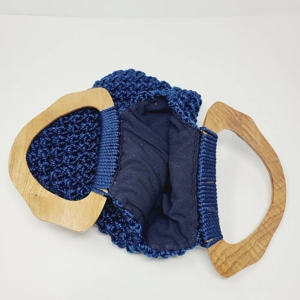 Unbranded | Blue Weaved Bag w/ Wooden Handles (One Size)